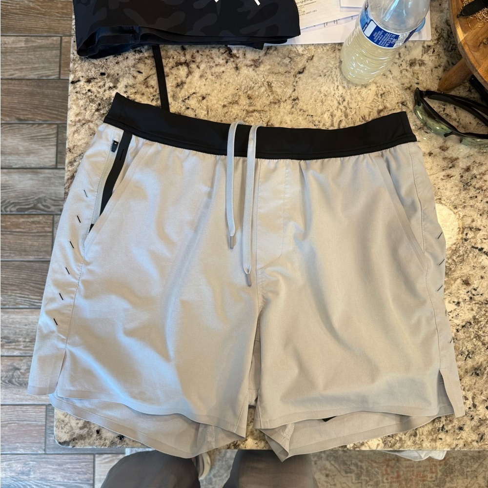 Ten Thousand Interval 5” Shorts
Light grey with liner.